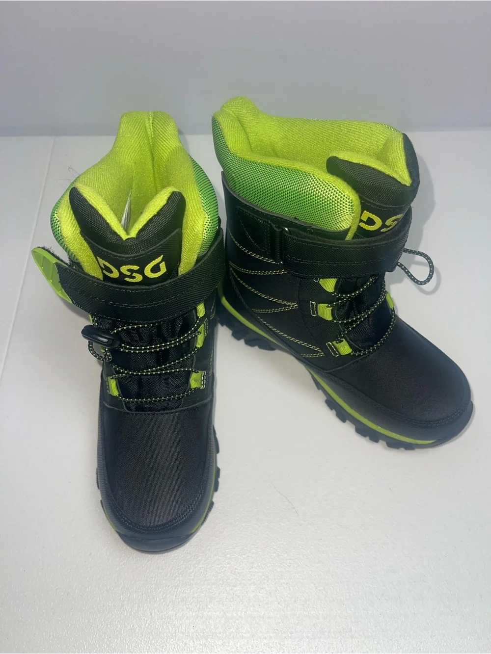 DSG Black and Lime Kids High-Top Boots